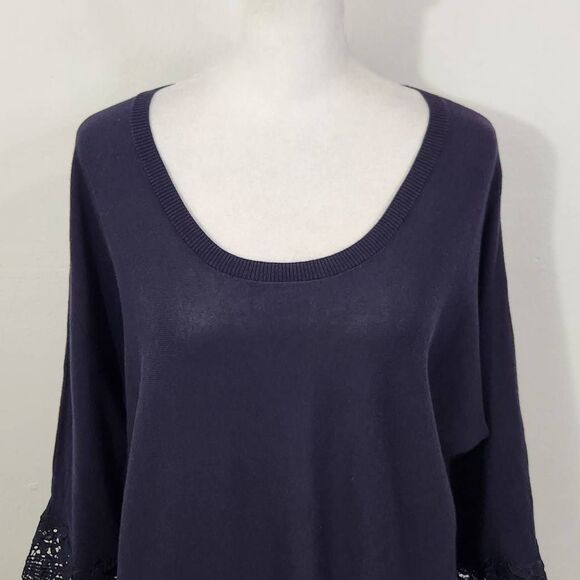 Talbots Navy Top with Crochet Sleeves Size Medium Petite Navy Crochet Top - Picture 2 of 7